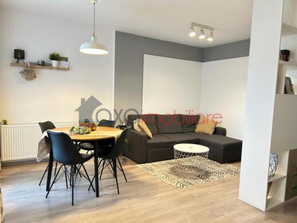 Apartament  camere de vanzare in Floresti