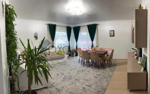 Apartament 3 camere de vanzare in Floresti